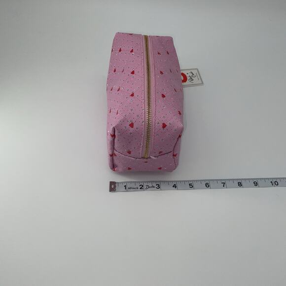NWT Pink Hearts Boxy Makeup Cosmetic Bag by Blush Crush - Picture 8 of 9